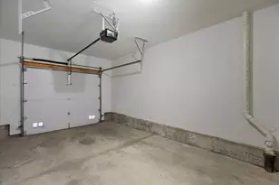 4530 S Woodlawn Ave, Chicago, IL 60653 - Photo 16