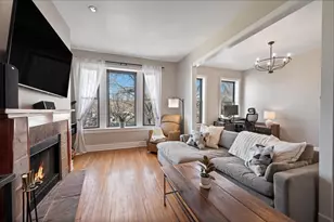 2013 W Concord Pl, Chicago, IL 60647 - Photo 6