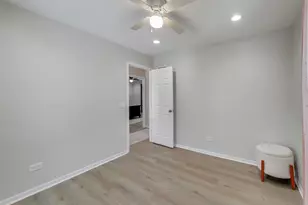 508 Beechwood Dr, Round Lake, IL 60073 - Photo 18