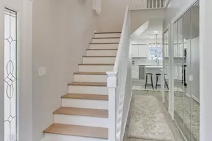 508 Beechwood Dr, Round Lake, IL 60073 - Photo 2