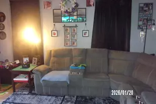 205 S Axtel St, Milford, IL 60953 - Photo 6