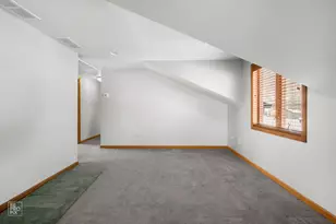 3235 192nd St, Lansing, IL 60438 - Photo 14