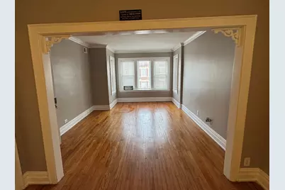 6840 S Champlain Avenue #2, Chicago, IL 60637 - Photo 2