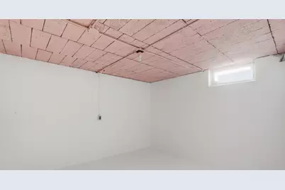 2310 Washington Street, Davenport, IA 52804 - Photo 18