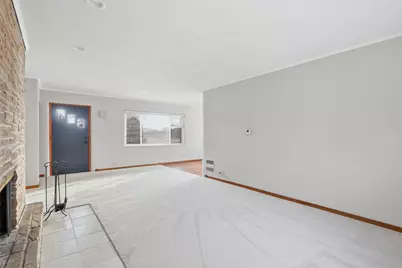 2310 Washington Street, Davenport, IA 52804 - Photo 4