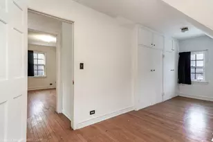 6738 N Ionia Ave, Chicago, IL 60646 - Photo 22