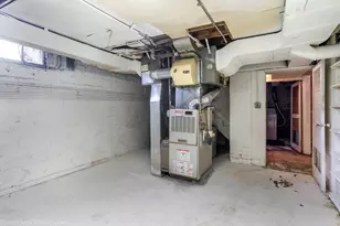 6738 N Ionia Ave, Chicago, IL 60646 - Photo 28