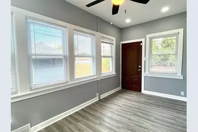 [Address not provided], Chicago, IL 60641 - Photo 16