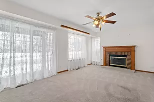 2763 S Embers Ln, Arlington Heights, IL 60005 - Photo 26