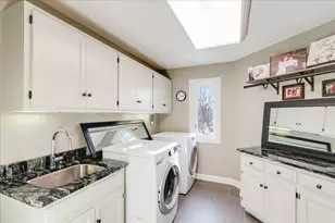 27022 W Coventry Ct, Lake Barrington, IL 60010 - Photo 36