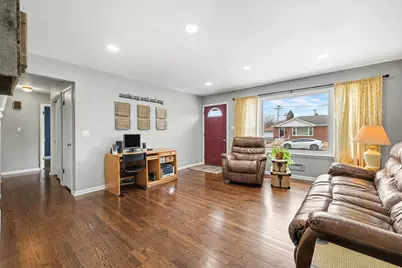 735 E 163rd Street, South Holland, IL 60473 - Photo 6