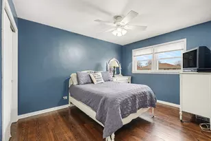 735 E 163rd St, South Holland, IL 60473 - Photo 12