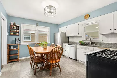 735 E 163rd Street, South Holland, IL 60473 - Photo 8