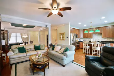 23 Red Tail Drive #0, Hawthorn Woods, IL 60047 - Photo 8