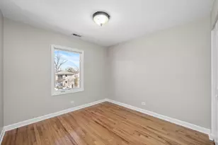 3423 Ridgeland Ave, Berwyn, IL 60402 - Photo 10