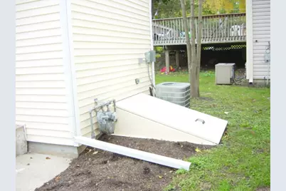 4307 Riverview Drive, Johnsburg, IL 60051 - Photo 8