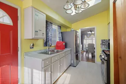 64 Blackhawk Drive, Park Forest, IL 60466 - Photo 6