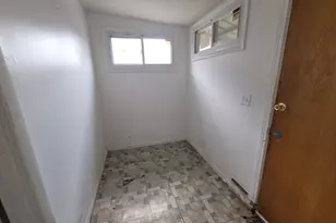 303 W 153rd Pl, Calumet City, IL 60409 - Photo 12