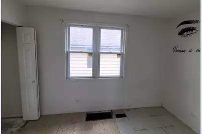 303 W 153rd Place, Calumet City, IL 60409 - Photo 8