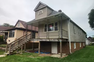 303 W 153rd Pl, Calumet City, IL 60409 - Photo 2