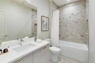 1317 N Western Ave, Chicago, IL 60622 - Photo 16