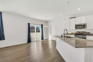 32075 Savannah Dr, Lakemoor, IL 60051 - Photo 10