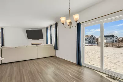 32075 Savannah Drive, Lakemoor, IL 60051 - Photo 6