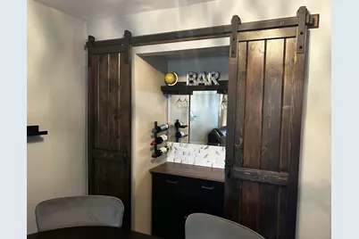 4218 Konrad Avenue, Lyons, IL 60534 - Photo 4