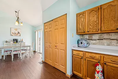 43144 N Lake Avenue, Antioch, IL 60002 - Photo 10