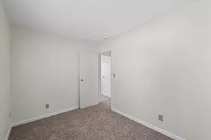 402 S Dodson Dr, Urbana, IL 61802 - Photo 12