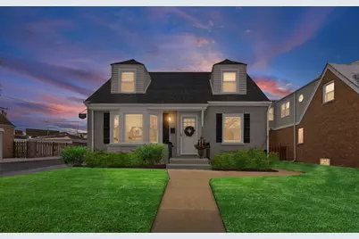 6100 N Overhill Avenue, Chicago, IL 60631 - Photo 1