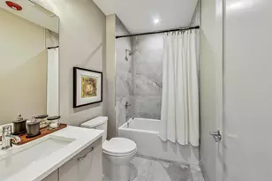 1317 N Western Ave, Chicago, IL 60622 - Photo 18