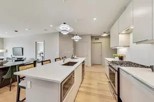 1317 N Western Ave, Chicago, IL 60622 - Photo 4