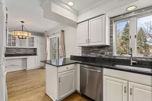 7610 W 26th St, North Riverside, IL 60546 - Photo 10