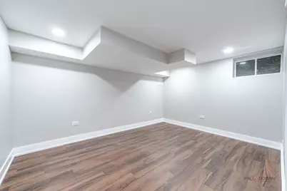 119 S Pine Street, Mount Prospect, IL 60056 - Photo 20