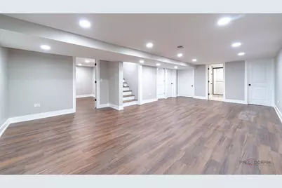 119 S Pine Street, Mount Prospect, IL 60056 - Photo 22