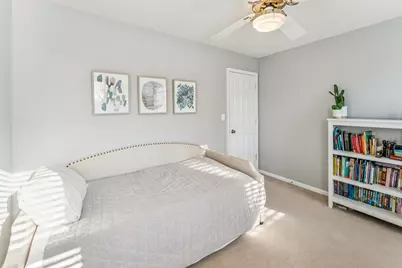 1213 Silver Pine Drive, Hoffman Estates, IL 60010 - Photo 22