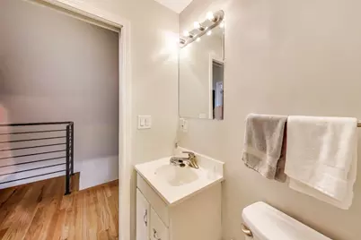 1537 W Augusta Boulevard #3R, Chicago, IL 60642 - Photo 16