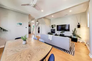 1537 W Augusta Blvd, Chicago, IL 60642 - Photo 6