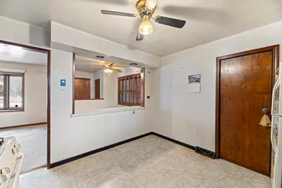 25085 W Tamarack Drive, Wauconda, IL 60084 - Photo 2