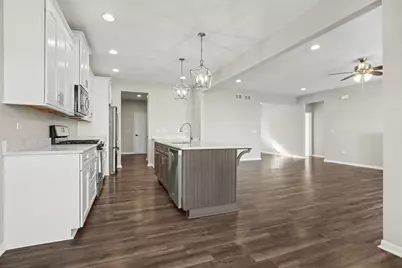 2114 Kingtree Drive, Morris, IL 60450 - Photo 6