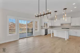 8850 Baileys Hbr Dr, Frankfort, IL 60423 - Photo 12