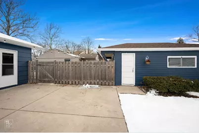 3710 Meadow Drive, Rolling Meadows, IL 60008 - Photo 16