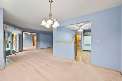 1010 Butternut Lane #B, Mount Prospect, IL 60056 - Photo 4