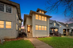 4735 N Kilbourn Ave, Chicago, IL 60630 - Photo 10