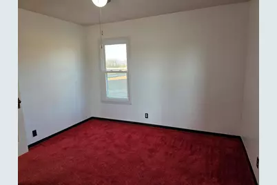 705 W Commercial Street, Lyndon, IL 61261 - Photo 8