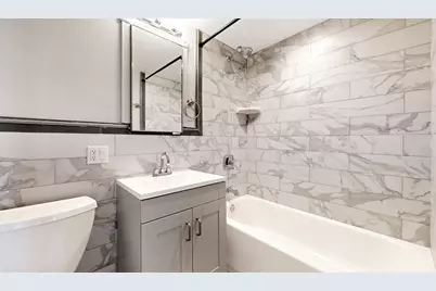 2000 W Arthur Avenue #2NW, Chicago, IL 60645 - Photo 8