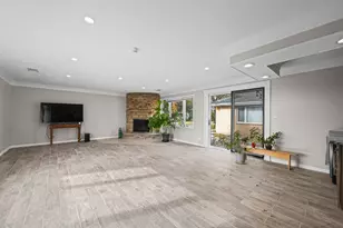 1130 N Stratford Rd, Arlington Heights, IL 60004 - Photo 8