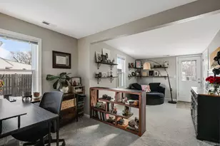 18229 W Big Oaks Rd, Grayslake, IL 60030 - Photo 14