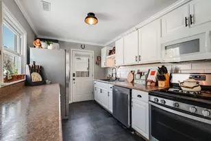 18229 W Big Oaks Rd, Grayslake, IL 60030 - Photo 6